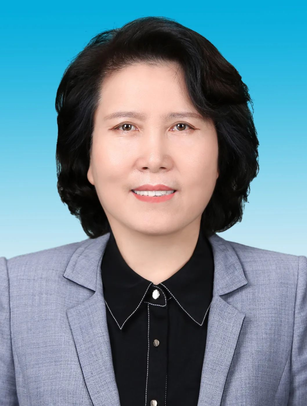 李晓媛同志简历男,汉族,1968年11月生,省委党校研究生,中共党员,当选