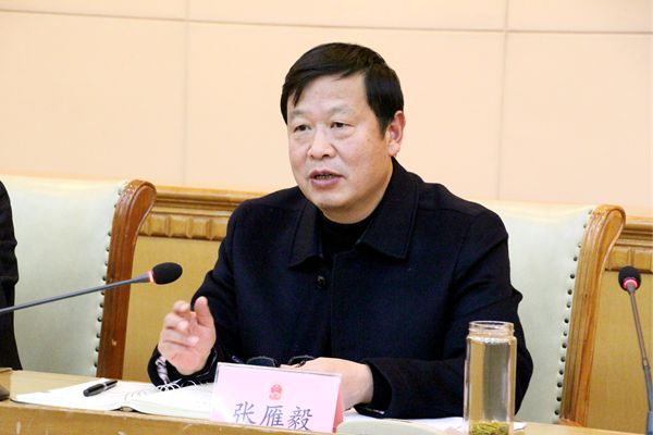 市人大组织我市选举的省十三届人大代表集中视察和培训